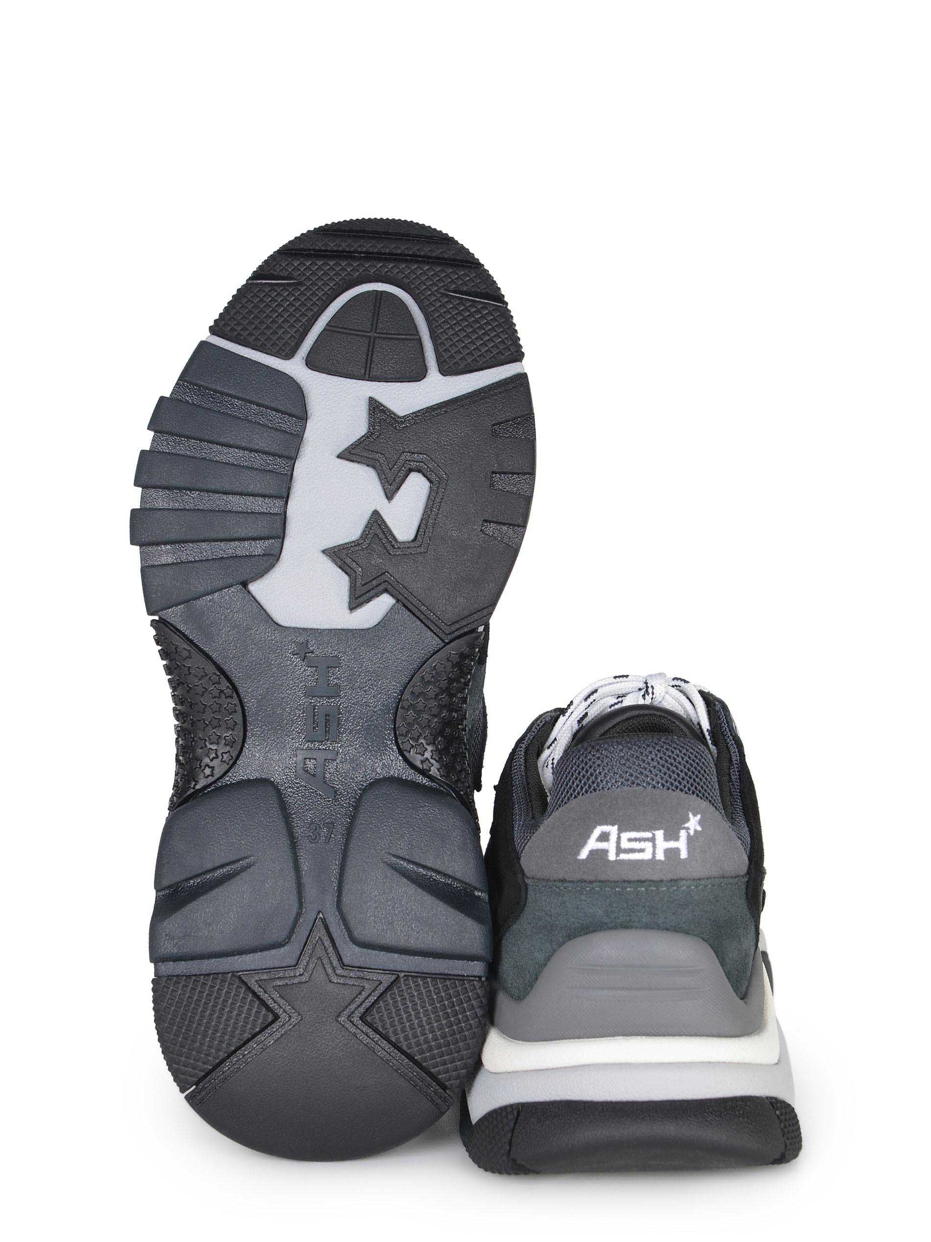 Sneakers Ash "Addict" 