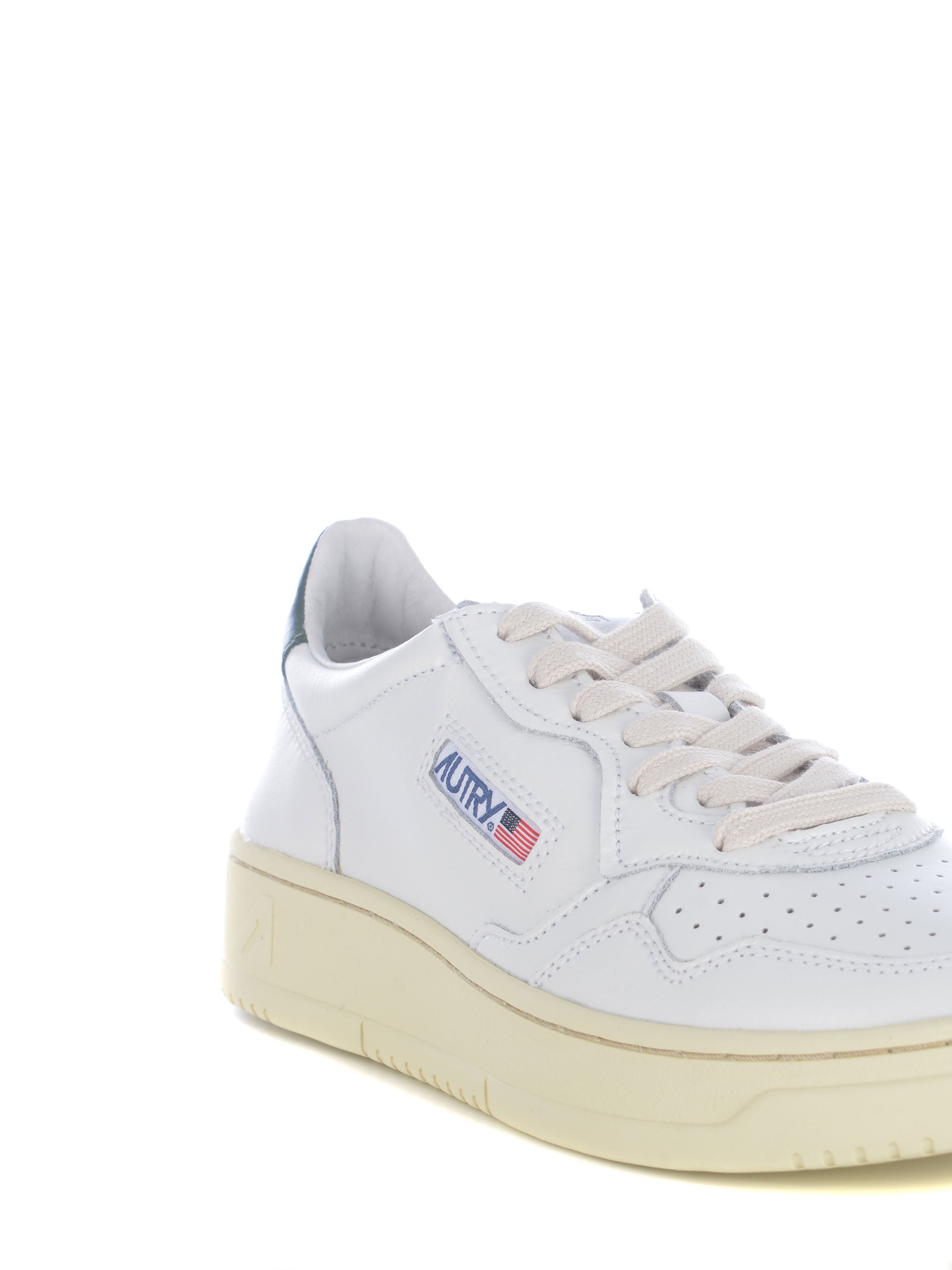 Sneakers Autry  "Medalist Low"<BR/> 