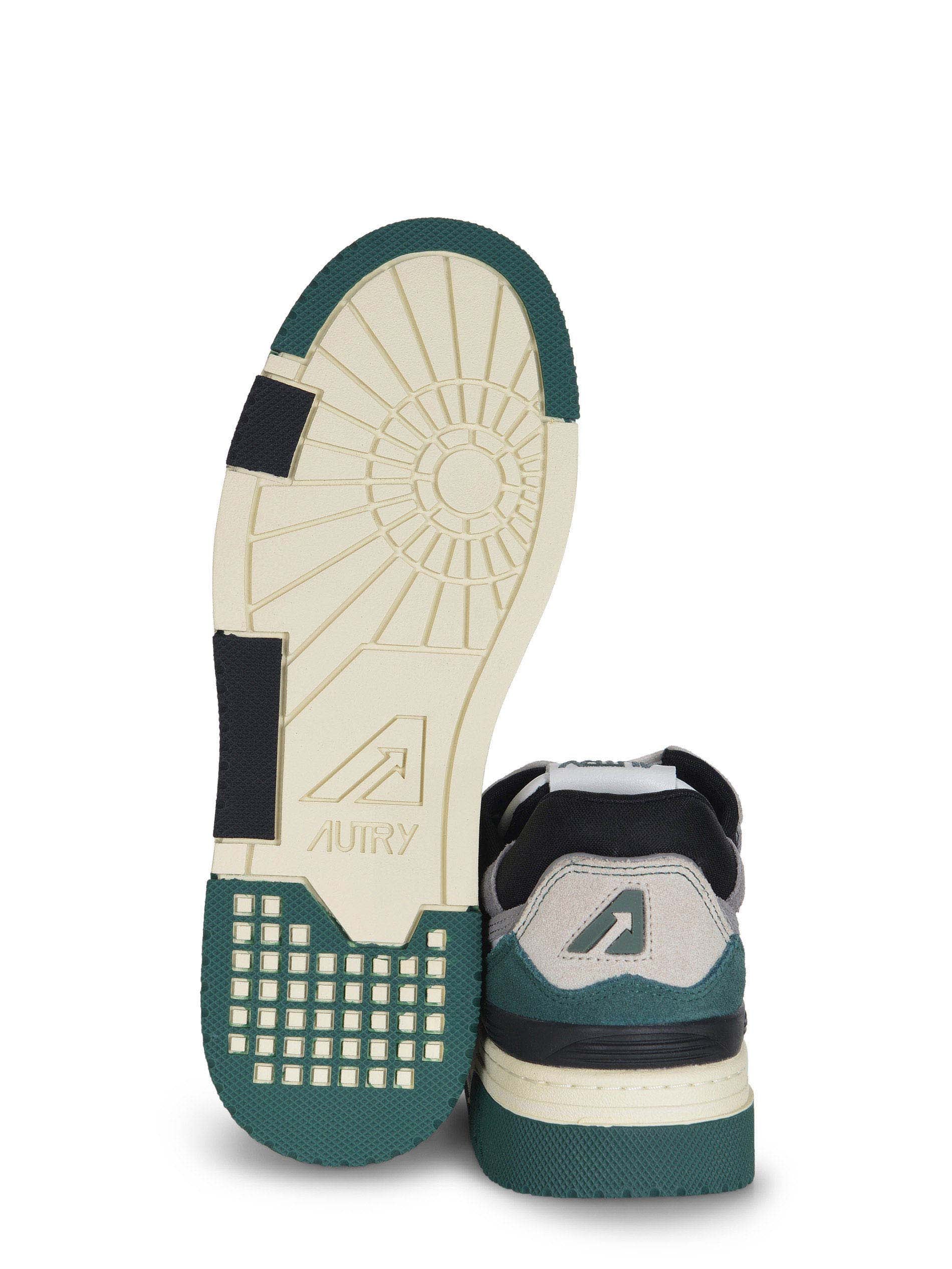 Sneakers Autry "CLC low" 